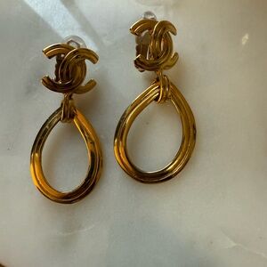 CHANEL Vintage Gold CC Teardrop Dangle Clip On Earrings